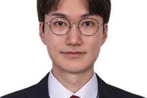 [오늘의 눈] 치열한 논쟁은 없었다…지고도 차분한 與 의총