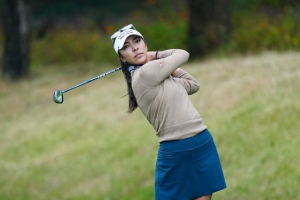 앨리슨 리, 어머니의 나라에서 LPGA 첫 승 꿈 다시 부풀려…BMW 첫날 9언더파 단독 2위