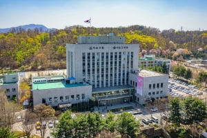 서초구, ‘안전위협·시각공해’ 정당현수막 제한 조례개정 추진