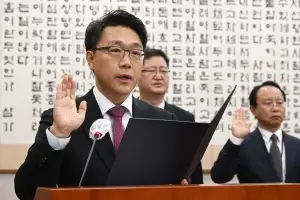 검찰, ‘이성윤 특혜 조사 의혹’ 김진욱 전 공수처장 불기소