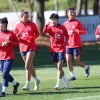 북한·중국 이길 방법 찾았나…담금질 끝낸 여자축구, 중국으로 출국