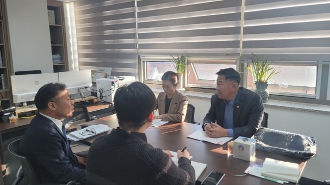 지난 17일 서울시 경계선지능인 평생교육지원센터를 방문한 박승진 의원