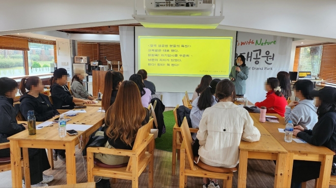 지난 23일 진행된 난임 교육 및 상담 프로그램에 참석해 올해 두 번째 난임 당사자와 소통하는 시간을 가진 박춘선 의원