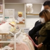 “육아휴직 쓰자 퇴사하라고?”…‘출산 방해’ 여전한 韓 기업들