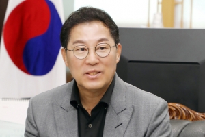 “재래시장 등에 경제 살리기 필요… 사람들이 찾아오는 지역 만들 것”