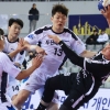 핸드볼 ‘SK코리아리그’ 챔피언 두산, 새 출범 ‘H리그’에서 첫 승리