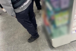 “휴가 중 ‘몰카범’ 잡은 용감한 김 일병을 칭찬해주세요”