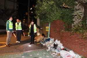 도봉구청장, 주민과 밤 순찰… 안전·소통 ‘두 토끼 잡기’