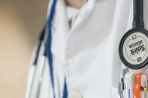 전공의 4년차 “지도교수, 환자들 앞에서 치욕스럽게 폭행했다” 폭로