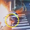 불길 휩싸인 택시…“기사님 꺼내야 해!” 망설임 없이 달려온 영웅들