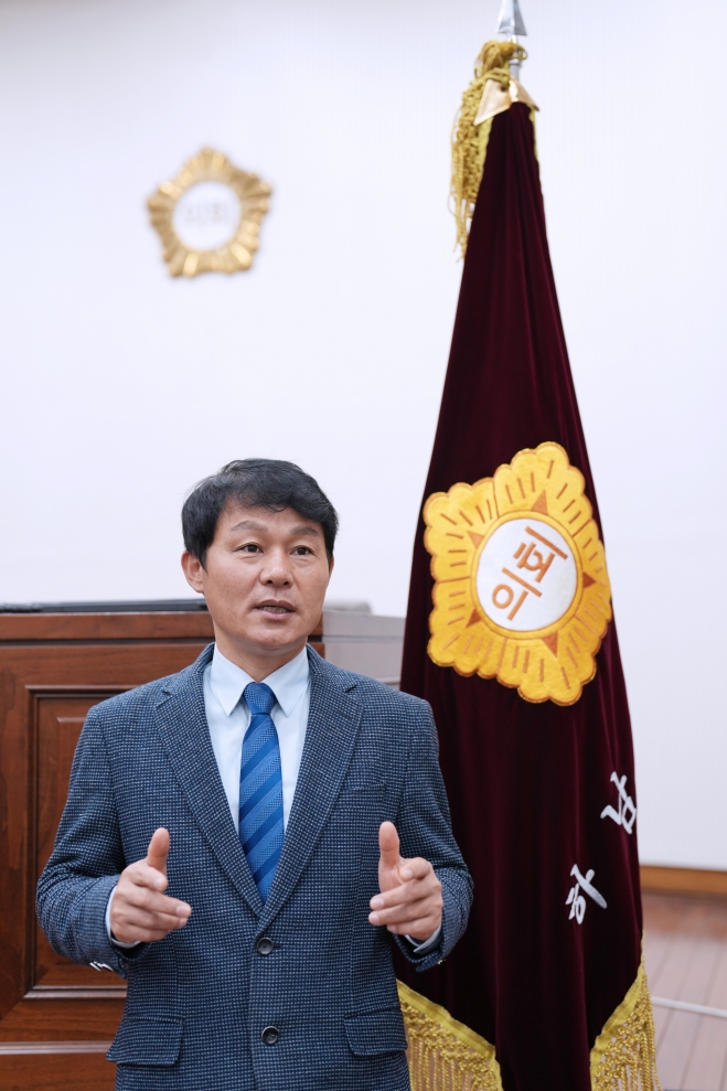 ‘2023 지방정부 우수정책·지방의회 우수조례 경진대회’에서 당 대표 2급 특별 포상 대상자로 선정된 정병용 하남시의회 의원. 하남시의회 제공