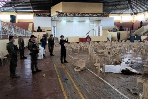 필리핀 대학 미사 중 무슬림 세력의 폭탄테러, 적어도 4…