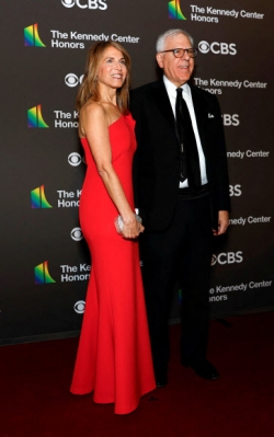 David Rubenstein and Caryn Zucker attend the 46th Kennedy Center Honors gala at the Kennedy Center in Washington, U.S., December 3, 2023. REUTERS 연합뉴스