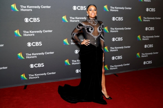 Ariana DeBose attends the 46th Kennedy Center Honors gala at the Kennedy Center in Washington, U.S., December 3, 2023. REUTERS 연합뉴스