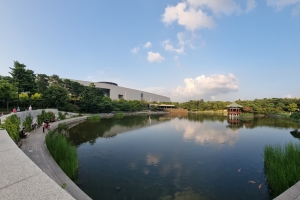 문턱 낮춘 국립중앙박물관, 올해 400만 관람객 모았다