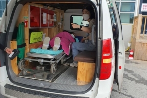 “젊은 여자가 차를 부숴요”…경기남부경찰, 정신 응급입원 1년간 ‘301건’