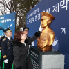 경기남부청, ‘올해의 경찰영웅’ 故 이강석 경정 ‘흉상 제막식’