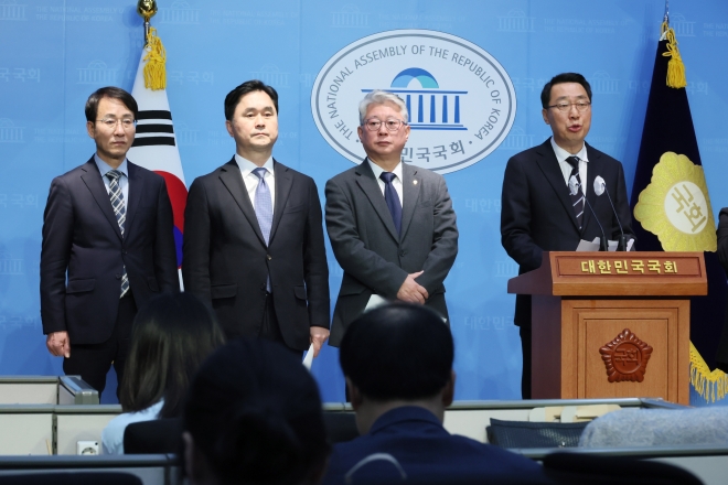 ‘원칙과 상식’, 민주당 혁신 제안 기자회견