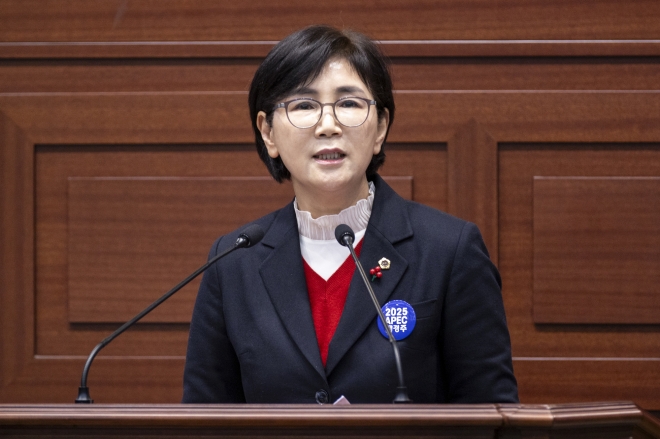 20일 열린 제343회 제2차 정례회 제4차 본회의에서 5분 자유발언을 하는 이선희 의원. 경북도의회 제공