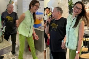 양자경, ‘19년 열애♥’ 페라리 前CEO와 2번째 결혼식