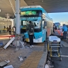 버스가 횡단보도 덮쳐 “1명 사망·11명 부상”…수원역 아수라장