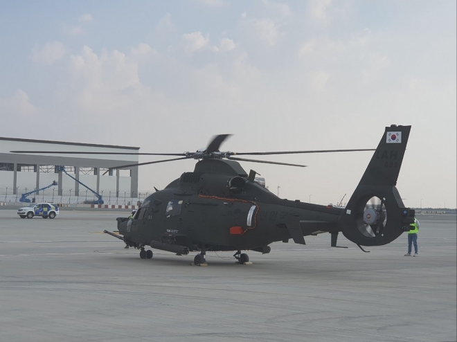 국산 헬기 수리온·LAH, 두바이에어쇼서 시범 비행