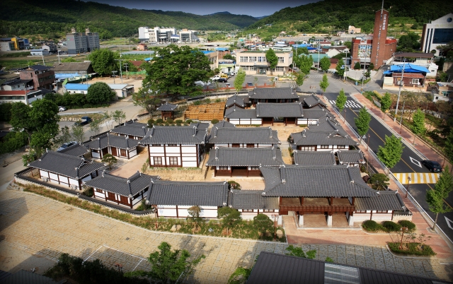 대구 군위군 군위읍 살아온이야기마을 전경. 군위군 제공