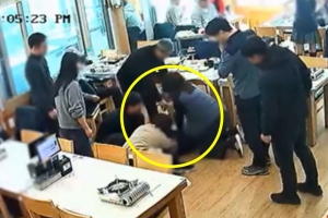 식당서 쓰러진 손님 ‘릴레이 심폐소생술’로 구한 영웅들
