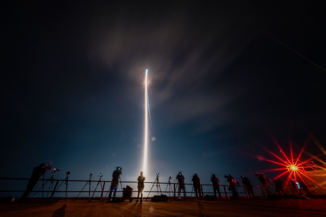 민간 달 착륙선 페레그린을 실은 ULA의 벌컨 센타우어 로켓이 8일(현지시간) 미국 플로리다주 케이프 커내버럴 우주기지에서 성공적으로 발사되고 있다. 2024.1.8.  AFP 연합뉴스
