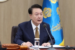 尹 ‘충주시 홍보맨’ 언급하며 “참신·재미 정책 홍보… 이런 혁신 필요해”