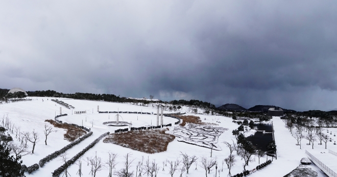 눈내린 제주4·3평화공원의 모습. 제주4·3평화재단 제공