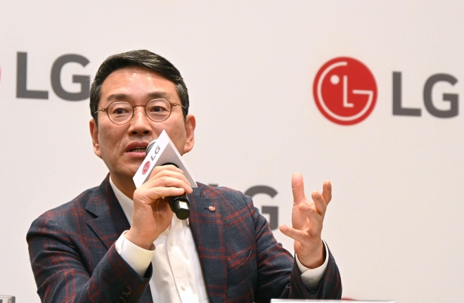 발언하는 조주완 LG전자 CEO