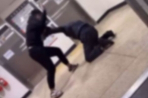 “영상 올린 학생들 처벌해달라” 경비원 무차별 폭행 10대 최후