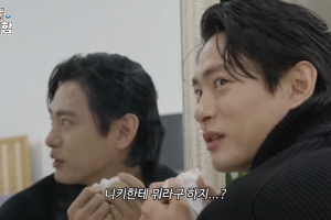 배우 유태오, 홍석천과 깜짝 뽀뽀 “♥니키한테 뭐라고 하지?”