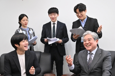 “많은 사람이 참여하도록 열린 경선을” “당이 전적으로 공천하고 책임도 져야”[열린 경선과 그 적들-총선리포트]