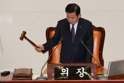 국회의장 “배현진 피습, 민주주의 중대 도전”