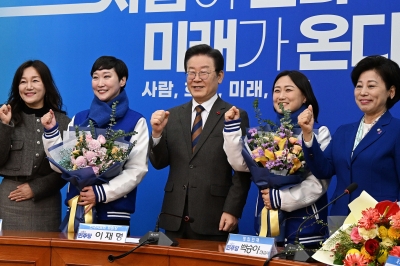 野 ‘경찰국 신설’ 반대 이지은 총경 영입…교사 출신 백승아도