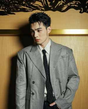 황웨이진 인스타그램