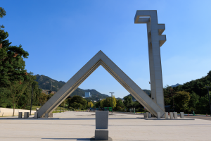 서울대 정시 ‘자사고 합격자’ 4년 연속 하락…N수생은 11년 새 최고