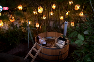 박나래 “집에 업소용 벌레 퇴치기 설치”…‘55억’ 저택 고충