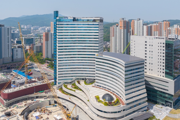 경기도청 전경. 경기도 제공 경기도청 전경. 경기도 제공
