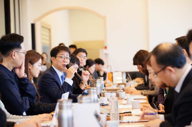 박상우 국토교통부 장관(왼쪽 세 번째)이 5일 정부세종청사 인근 식당에서 국토부 출입기자단과 오찬간담회를 하고 있다. 2024.02.05. (사진=국토부 제공)
