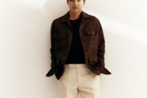 공유 부친상 슬픔…“빈소 지키는 중”