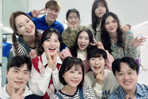 대본 쓰고, 노래하고… 교단 대신 무대 오른 교사들