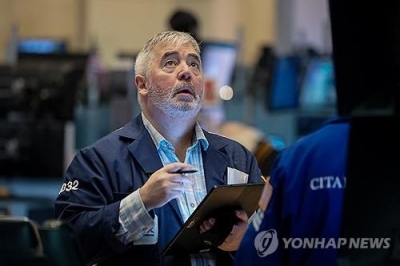 반도체 끌고, 빅테크 밀고… S&P500, 5000선 ‘턱밑’