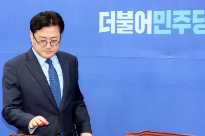 홍익표 “운동권 청산론, 친일파 논리”… 국민의힘 “막말 사과하라”