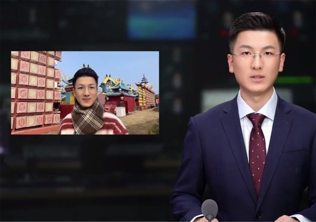 중국 항저우방송의 저녁뉴스 치위(麒宇·왼쪽)를 대신해 뉴스를 진행한 인공지능(AI) 앵커 샤오위(小宇). 항저우방송 TV 캡처