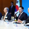 尹 “외국인 투자기업에 글로벌 스탠더드보다 더 지원”