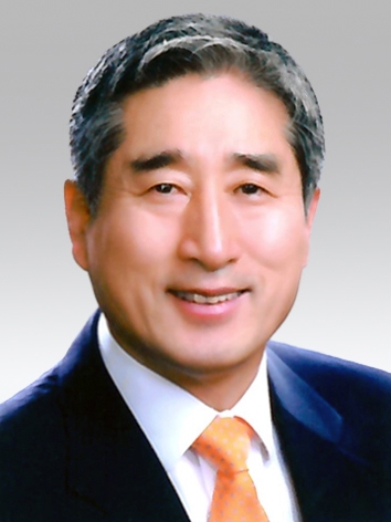 제15대 우석대학교 총장으로 임명된 박노준 총장. 우석대 제공