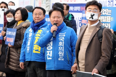 민주, 광주·서울 등 공천 반발로 시끌…상경 항의에 단식 농성도